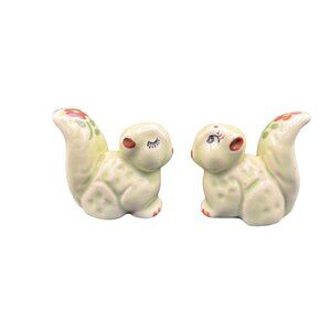 Vintage Ceramic Green Squirrel Salt & Pepper Shakers anthropomorphic. Eyelashes